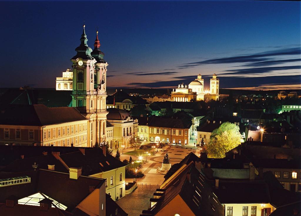 Szechenyi Apartman Эгер Экстерьер фото